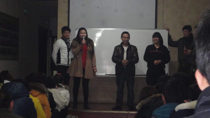 熱烈祝賀2013年3月8日，新疆昌吉謝女士加盟愛足康！