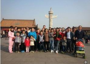 愛足康企業(yè)文化落地，趙總帶領(lǐng)員工父母旅游！