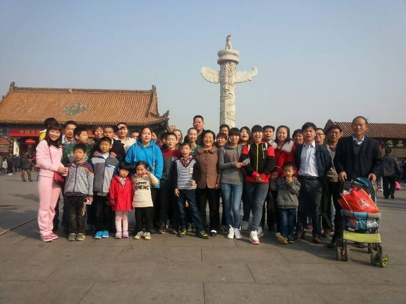 愛足康企業(yè)文化落地，趙總帶領(lǐng)員工父母旅游！